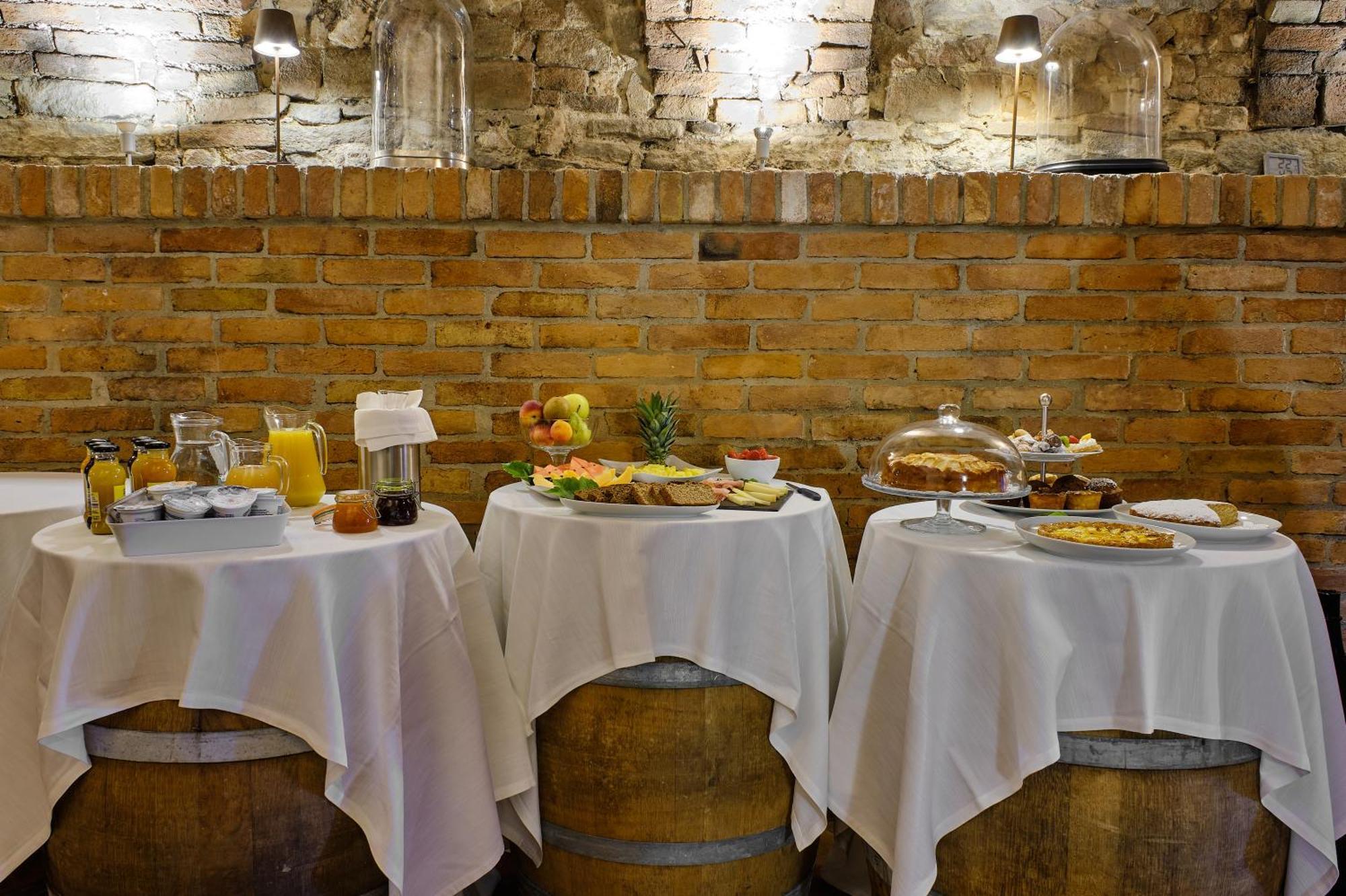 Giarvino Boutique Guest House Аккуї-Терме Екстер'єр фото
